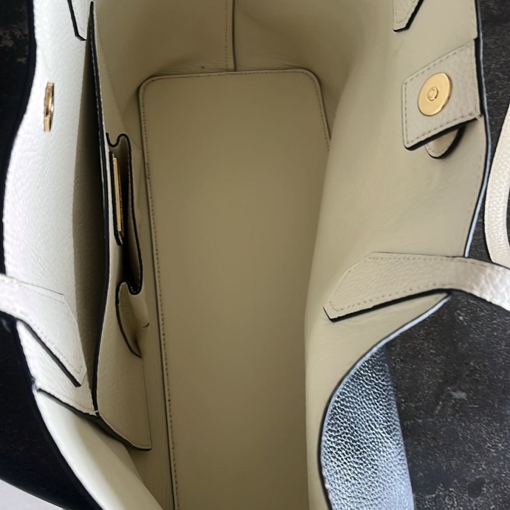 Tory Burch Black and White Tote Bag - Picture 7 of 14